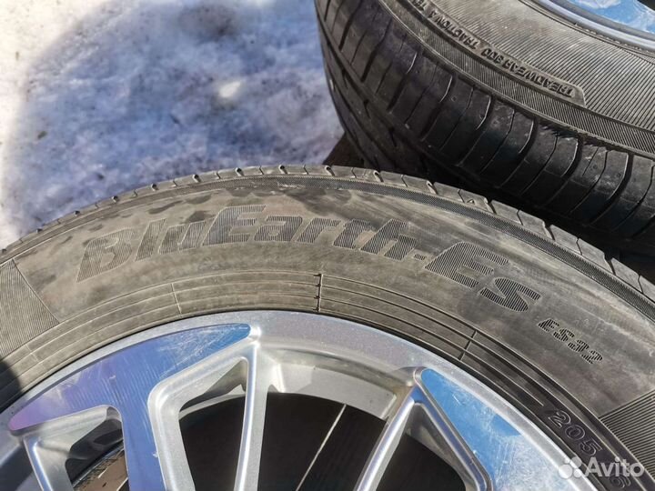 R15 Yokohama Bluearth ES32 205/65, PCD 5x114.3 DIA 60.1