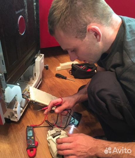 Ремонт стиральных машин / Ремонт холодильников