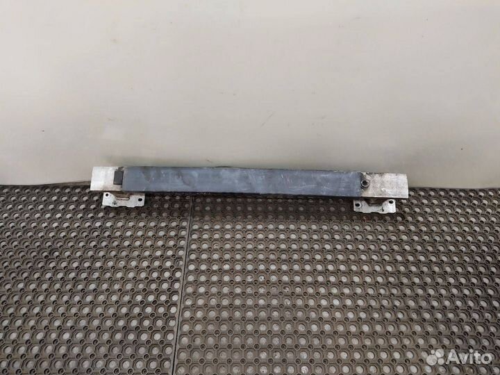 Усилитель переднего бампера Peugeot 307 рест. 2007