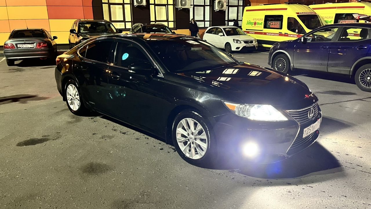 Lexus ES: фото владельца