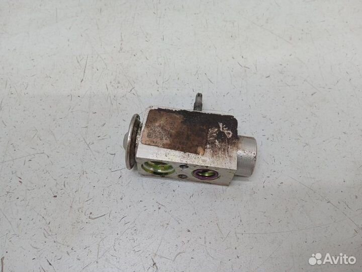 Клапан кондиционера Ford Focus 3 1.6 2013