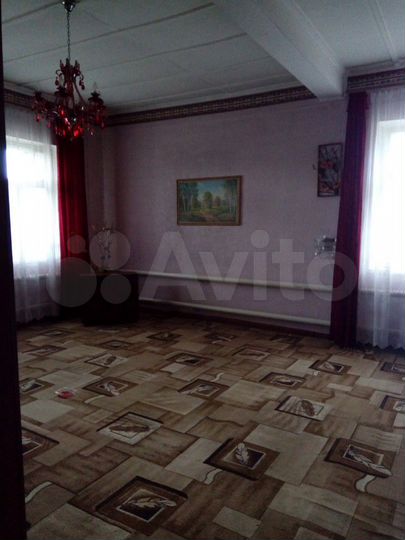 Дом 177 м² на участке 15 сот.