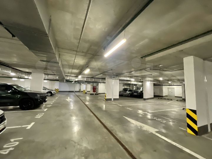 Машиноместо, 14 м²