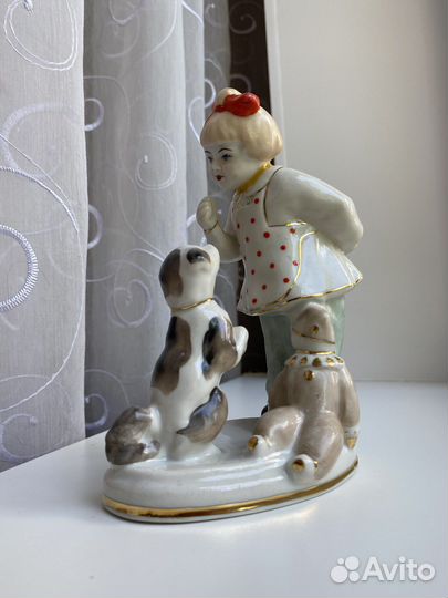 Девочка с собакой 