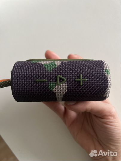 Колонка jbl go 3