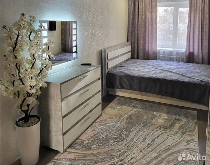 Кровать 180*200 (без матраса)