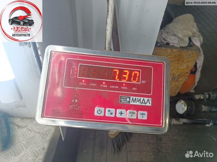 Полуось передняя правая б/у Volkswagen Touran