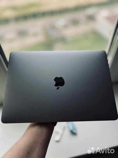 Apple MacBook Pro 13 2017г Retina 512gb