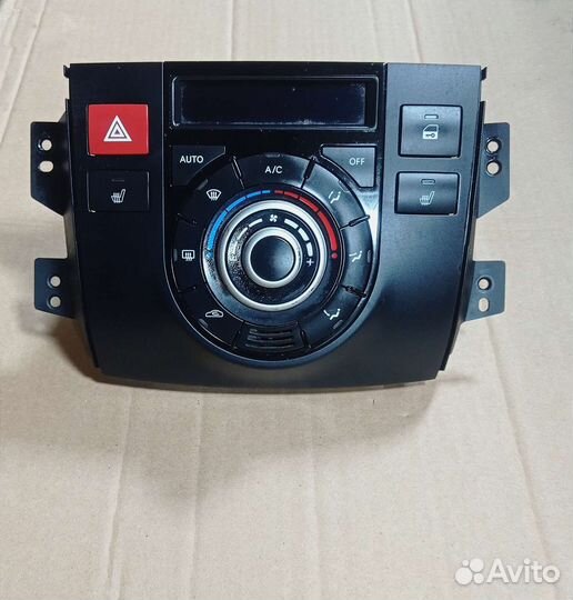 Блок управления кондиционером KIA Venga