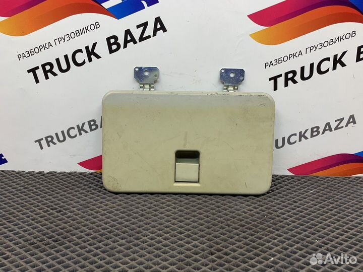 Крышка бардачка Iveco Stralis