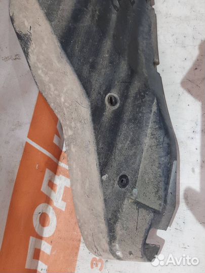 Подкрылок задний правый Mazda 3 BK рест. 2007