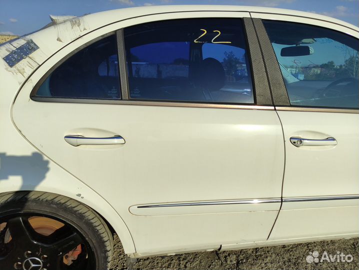 Дверь задняя права Мерседес W211