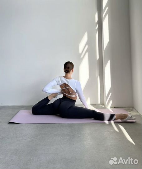 Абонемент в студию балета и растяжки « Levita »