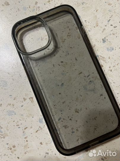 Чехол на iPhone 13