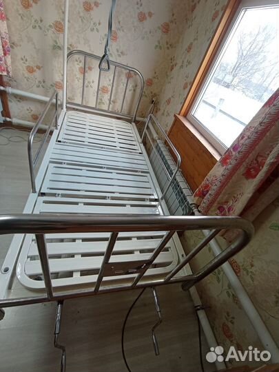 Кровать медицинская F8