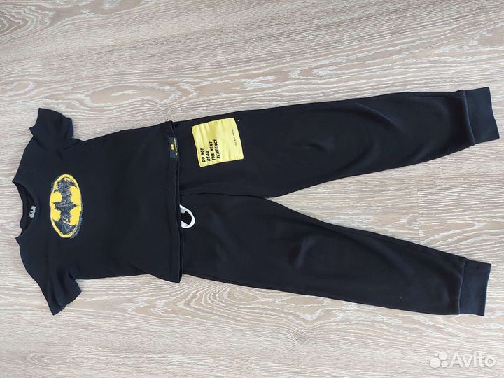 Костюм на мальчика 8-10 лет