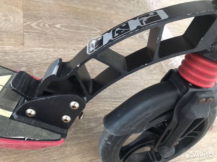 Cамокат D-MAX 230 черный