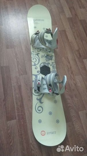 Сноуборд с креплениями