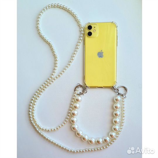 Чехол на iPhone 11 / 12 pro с ожерельем из жемчуга