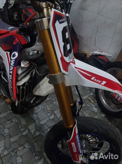 Вилка öhlins супермото и тормоз brembo