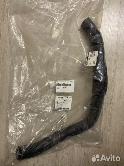 Патрубок радивтора hyundai KIA