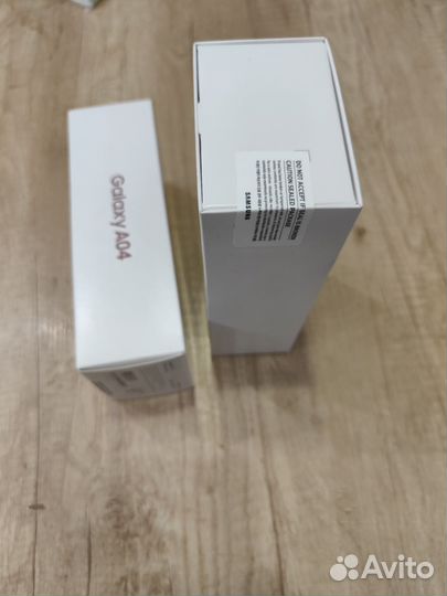 Новый Samsung Galaxy A04 4/64Gb Copper