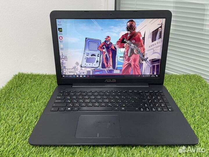 Игровой ноутбук Asus i5/2видеокарты