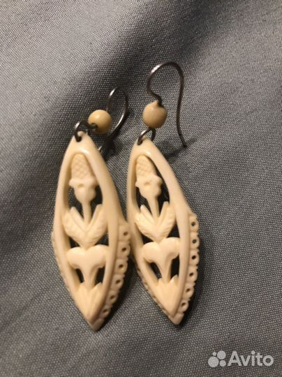 Серьги, заколки, кость