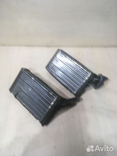 Радиатор отопителя VAG Пассат Б5 8D1819030B