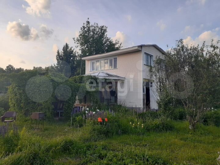 Дача 100 м² на участке 10 сот.