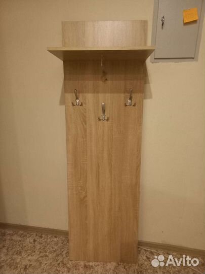 Вешалка на стену