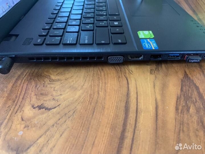 Ноутбук asus