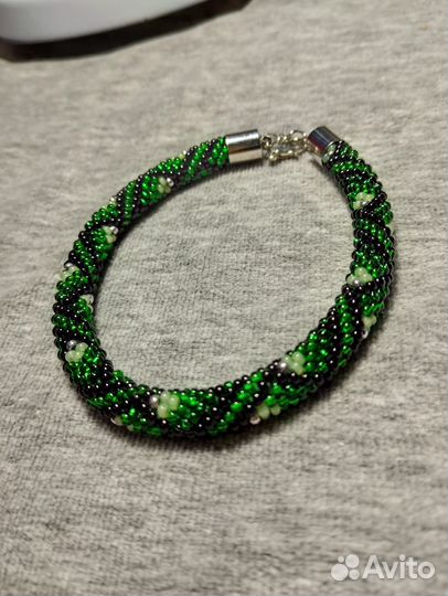 Изделия из бисера в наличии и на заказ