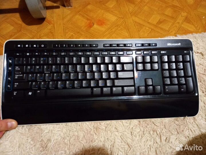 Беспроводная клавиатура