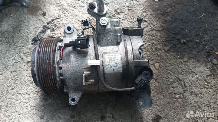 Компрессор кондиционера FX37