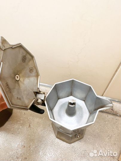 Гейзерная кофеварка bialetti