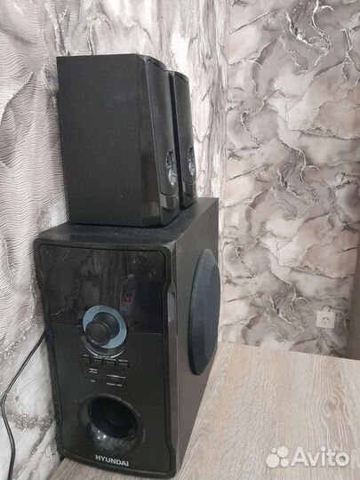 Музыкальный центр