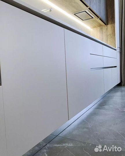 Кухонный гарнитур угловой