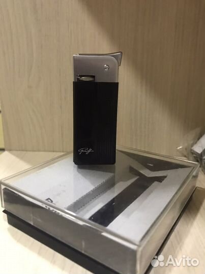 Зажигалка Roventa