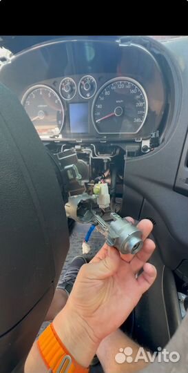 Ремонт автомобильных замков зажигания и дверных