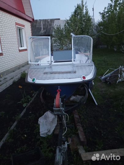 Лодка Кайман