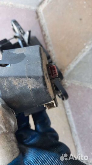 Замок крышки багажника мерседес w220