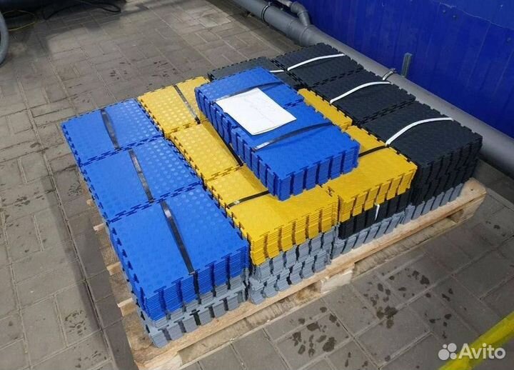 Модульная пвх плитка в автосервис / сто