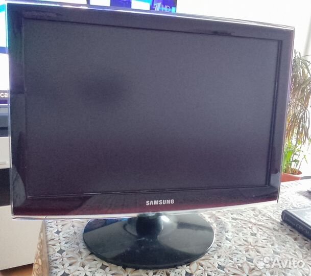 Монитор Samsung SyncMaster T200