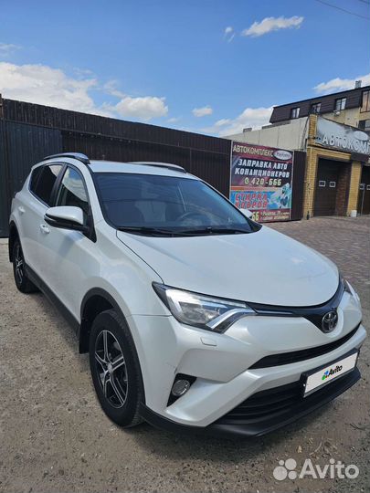 Toyota RAV4 2.2 AT, 2018, 145 000 км