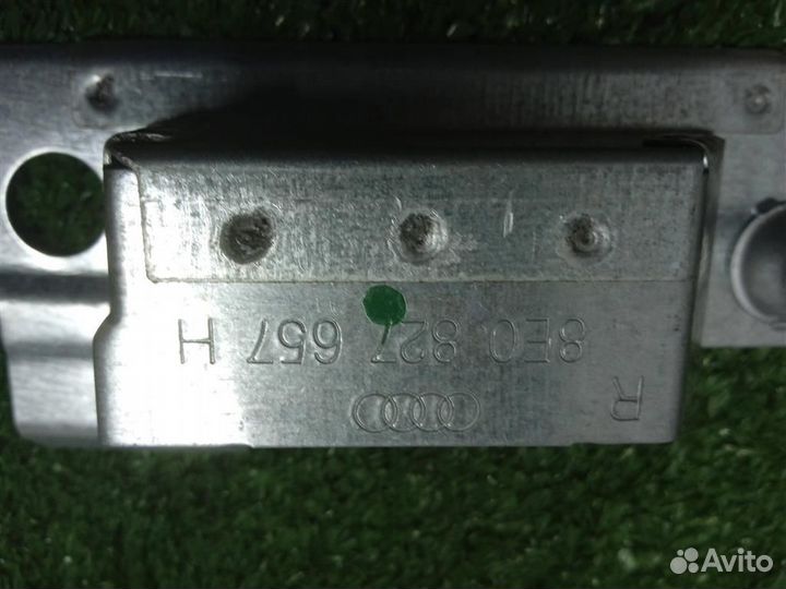 Кронштейн (сопут. товар) Audi A6 (C6 4F) 2004-2011