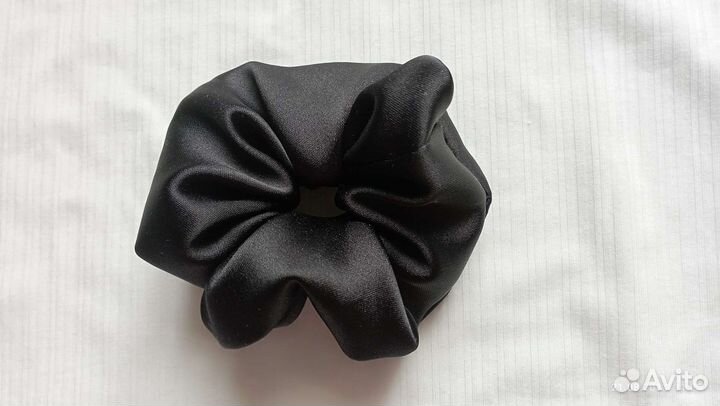 Резинка на волосы