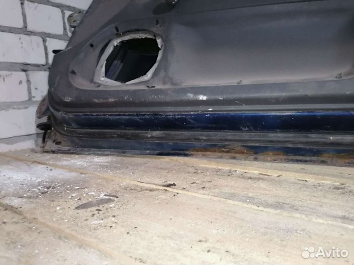 Дверь передняя правая mitsubishi colt 5