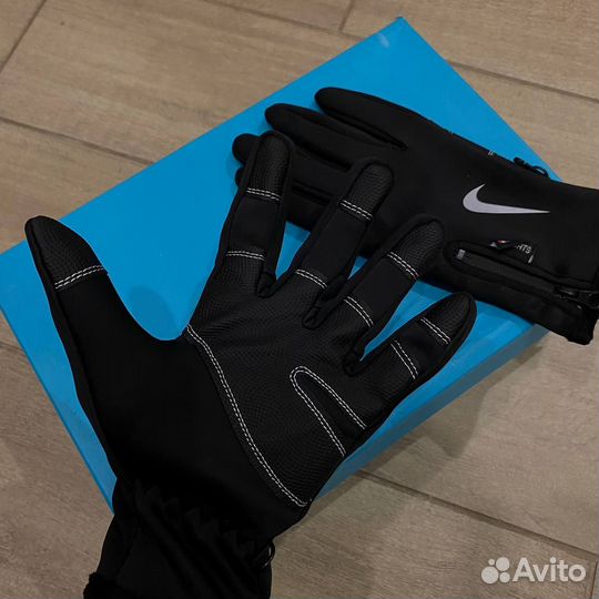 Перчатки найк спорт