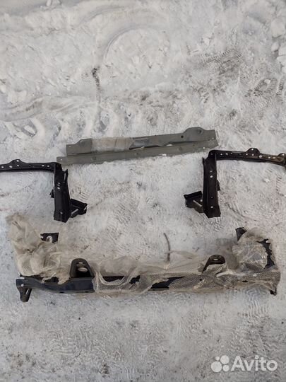 Рамка радиатора Чери Тигго Т11